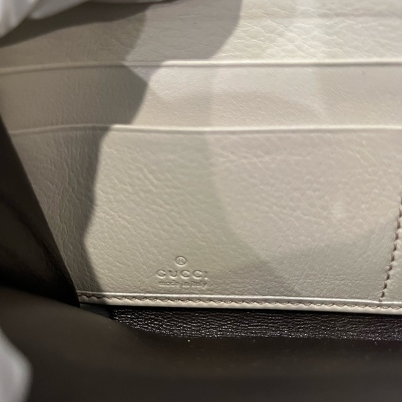 Authentic Gucci Guccissima Ivory Leather long zip around wallet - Picture 11 of 16